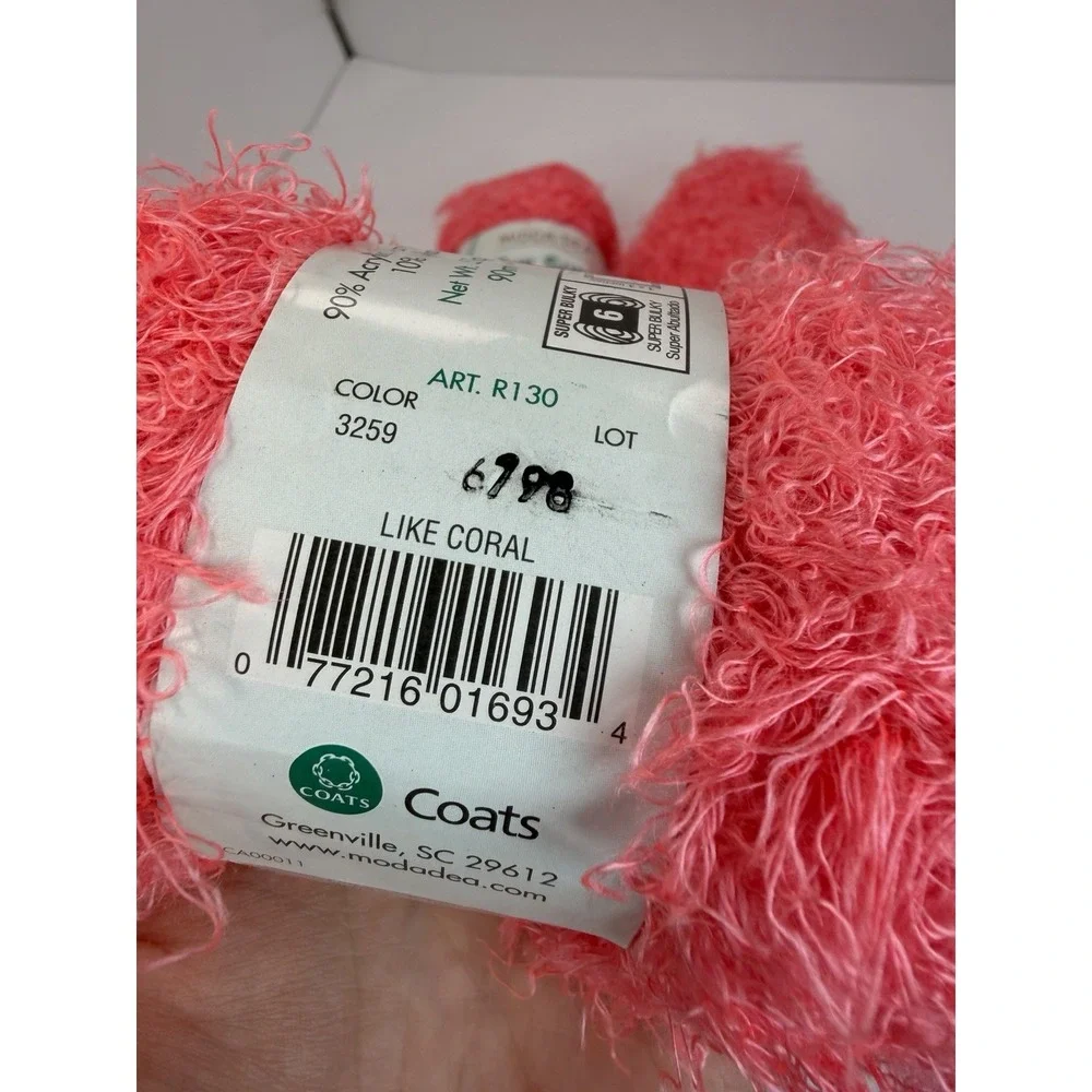 Coats Moda Dea Fur Sure Super Bulky Yarn  Like Coral 3259 Lot of 5 Pink